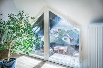 Ein allgemeiner Bergblick oder ein Berglick von der Ferienwohnung aus