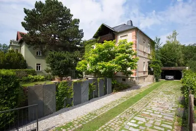 Ein Garten an der Unterkunft Ferienwohnung Sillack