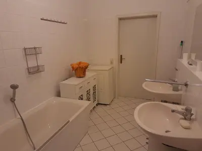Ein Badezimmer in der Unterkunft AA-Apartment -7 Wohnungen für Geschäftsreisende - wie zu Hause