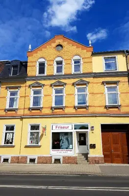 Das Gebäude in dem sich die Ferienwohnung befindet