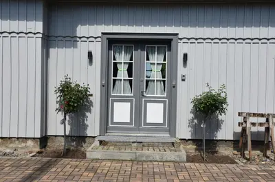 Das Gebäude in dem sich die Ferienwohnung befindet