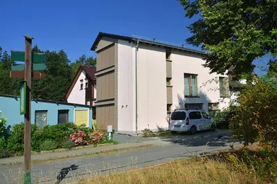 Das Gebäude in dem sich die Ferienwohnung befindet