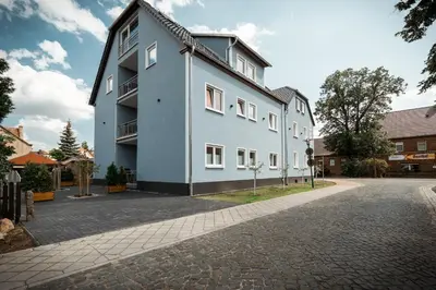 Das Gebäude in dem sich die Ferienwohnung befindet