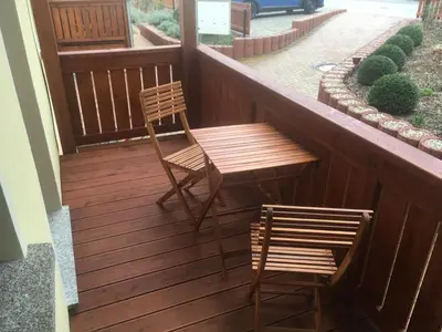 Ein Balkon oder eine Terrasse in der Unterkunft zentral gelegene top ausgestattete Wohnung