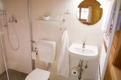 Ein Badezimmer in der Unterkunft Forsthaus Luchsenburg