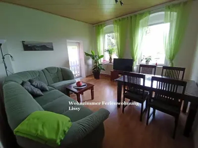 Ein Sitzbereich in der Unterkunft Ferienwohnungen Familie Winter