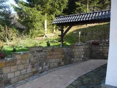Ein Garten an der Unterkunft FEWO 2
