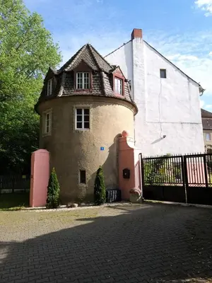 Das Gebäude in dem sich das Aparthotel befindet