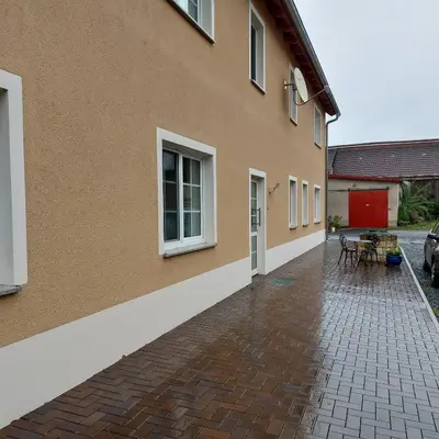Das Gebäude in dem sich die Ferienwohnung befindet