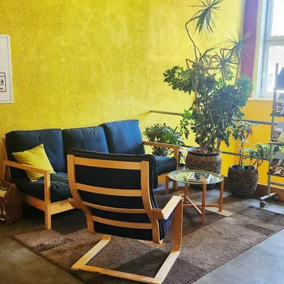 Ein Sitzbereich in der Unterkunft Hostel jo-si
