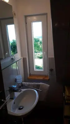 Ein Badezimmer in der Unterkunft Ferienhaus Fernblick Altenberg