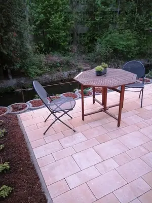 Ein Garten an der Unterkunft Haus Königstein FeWo Bielablick