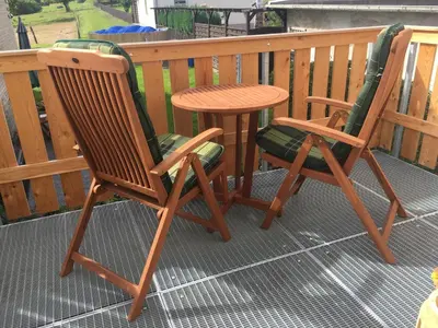 Ein Balkon oder eine Terrasse in der Unterkunft Landhaus Wohnung - SAUNA, Balkon, Netflix, Parkplatz