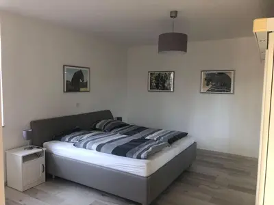 Ein Bett oder Betten in einem Zimmer der Unterkunft Ferienwohnung Friese