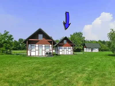 Das Gebäude in dem sich das Ferienhaus befindet