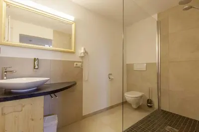 Ein Badezimmer in der Unterkunft Burghotel Stolpen