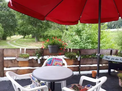 Ein Garten an der Unterkunft Ferienwohnung Sonnenaufgang