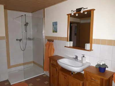 Ein Badezimmer in der Unterkunft Lichtenhain Family Fun