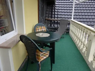 Ein Balkon oder eine Terrasse in der Unterkunft Wohnung in Sächsischer Schweiz am Wasserfall