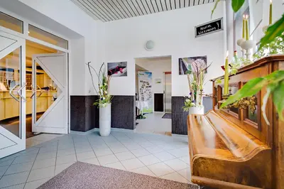 Ein Sitzbereich in der Unterkunft Hotel Alte Klavierfabrik Meißen