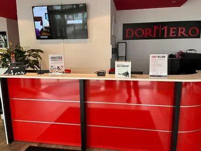 Ein Zertifikat, Auszeichnung, Logo oder anderes Dokument, das in der Unterkunft DORMERO Hotel Dresden Airport ausgestellt ist