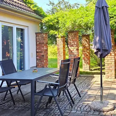 Gemütliches eigenes Häuschen mit Terrasse & Garten - optimal gelegen zwischen Altstadt & Hafen #4