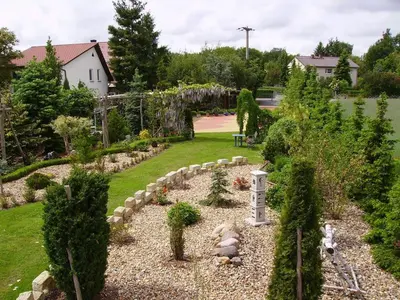 Ein Garten an der Unterkunft Ferienhaus-Weitblick