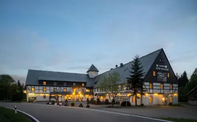 Das Gebäude in dem sich das Hotel befindet