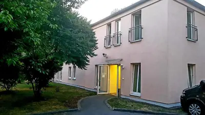 Das Gebäude in dem sich das Hotel befindet