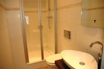 Ein Badezimmer in der Unterkunft Apartments Stirl