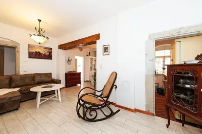 Ein Sitzbereich in der Unterkunft Ferienwohnung Gans Auguste