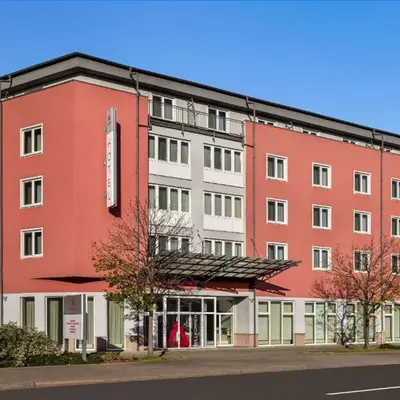 Amedia Dresden Elbpromenade