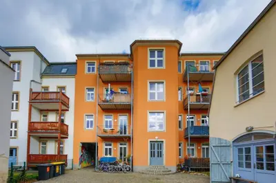 Das Gebäude in dem sich das Aparthotel befindet