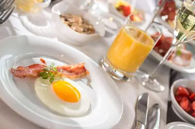 Essen im Hotel oder in der Nähe