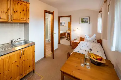 Küche/Küchenzeile in der Unterkunft Landhotel Gut Wildberg mit Sauna