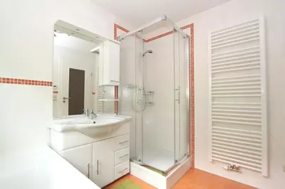 Ein Badezimmer in der Unterkunft Ferienhaus Schild