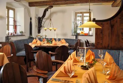 Ein Restaurant oder anderes Speiselokal in der Unterkunft Hotel Saigerhütte
