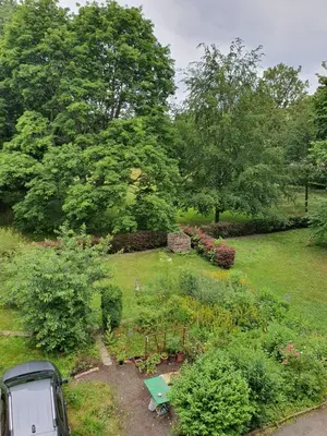 Ein Garten an der Unterkunft Ferienwohnung Lehmann