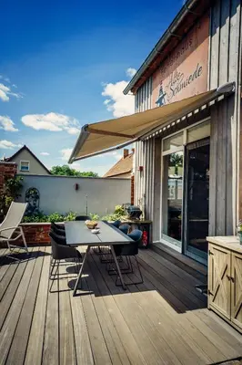 Ein Balkon oder eine Terrasse in der Unterkunft Alte Schmiede mit Sauna, Pool und Whirpool im Außenbereich schönstes Ferienhaus der Lausitz