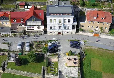 Das Gebäude in dem sich die Ferienwohnung befindet