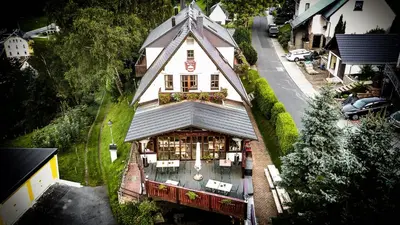 Das Gebäude in dem sich das Hotel befindet