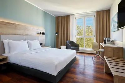 Ein Bett oder Betten in einem Zimmer der Unterkunft Courtyard by Marriott Dresden