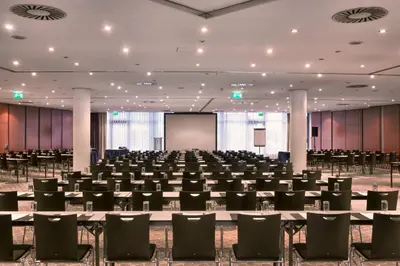 Der Geschäftsbereich oder Konferenzraum in der Unterkunft Ramada by Wyndham Dresden