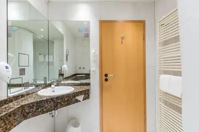 Ein Badezimmer in der Unterkunft Andante Hotel Dresden