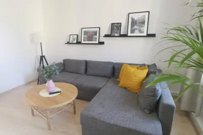 Ein Sitzbereich in der Unterkunft Stylish 4ZI Netflix, Kaffeetimer, WIFI, Parken