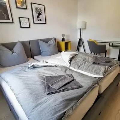 Stylish 4ZI Netflix