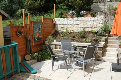 Ein Garten an der Unterkunft Ferienhaus Elbsandstein-Chalet