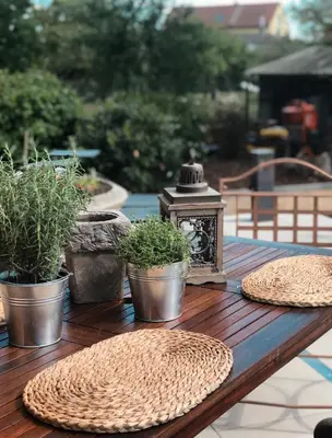 Ein Garten an der Unterkunft Ferienwohnungen Weise im Lausitzer-Seenland
