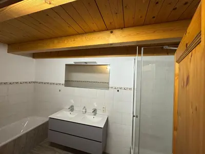 Ein Badezimmer in der Unterkunft Ferienhaus Franz - an der Elbe, mit großem Garten