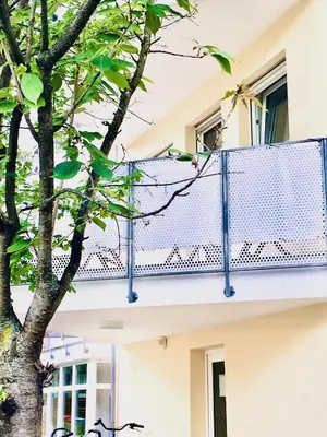 Ein Balkon oder eine Terrasse in der Unterkunft Frühling-Studio